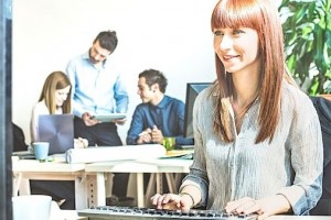 Studenti jsou pro mnohé firmy hlavním zdrojem zaměstnanců. Pomoci může duální vzdělávání