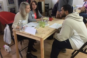 Nejsou lidi. Firmy hledají pracovníky i mezi vězni před propuštěním